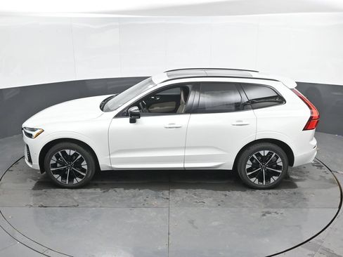 New 2026 Volvo XC60 B5 Plus w/ Climate Package AWD/4WD image 34