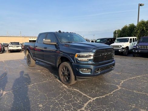 Used 2022 RAM 2500 Laramie AWD/4WD image 2