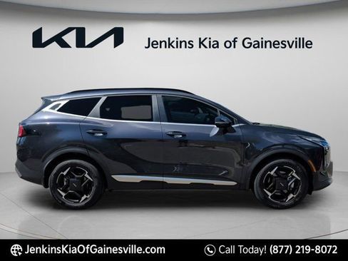 New 2026 Kia Sportage EX w/ EX Panorama Roof Package FWD image 2