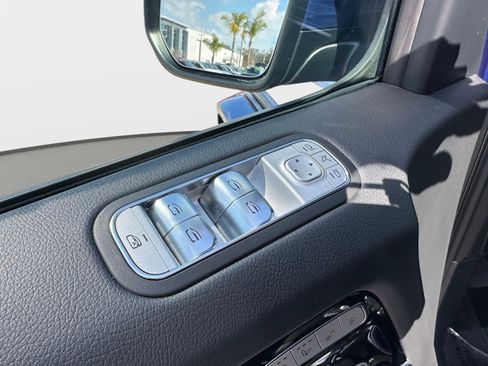 Certified 2025 Mercedes-Benz G 63 AMG 4MATIC image 19
