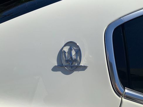 Used 2019 Maserati Ghibli RWD image 16