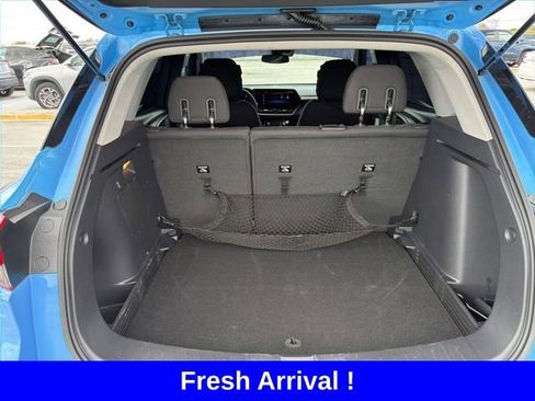Used 2024 Chevrolet TrailBlazer LT w/ LT Cold Weather Package image 12
