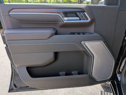 New 2026 GMC Sierra 2500 Denali w/ Denali Reserve Package AWD/4WD image 10
