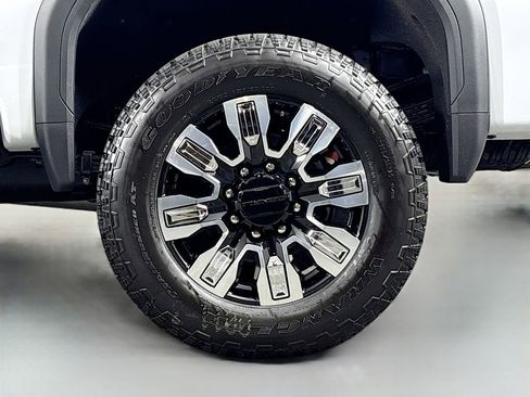 New 2026 GMC Sierra 2500 Denali w/ Denali Reserve Package AWD/4WD image 32