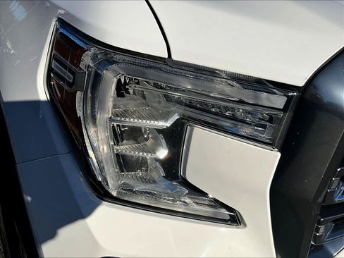 Used 2020 GMC Sierra 1500 AT4 w/ AT4 Premium Package image 32