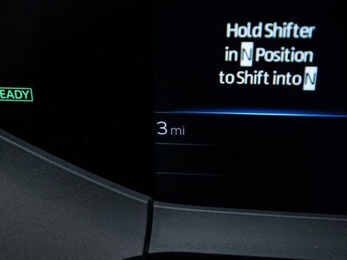 New 2026 Toyota Prius Plug-In Hybrid FWD image 39