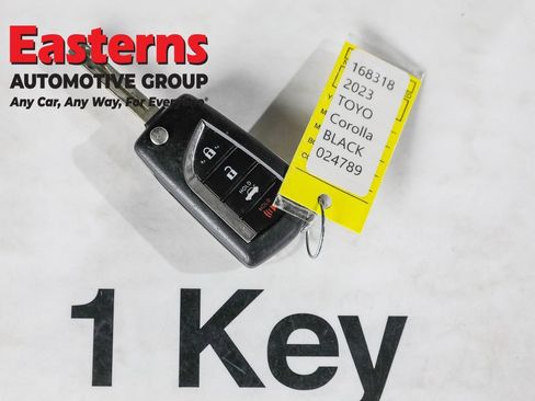 Used 2023 Toyota Corolla LE image 24