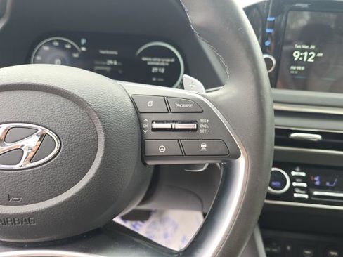 Used 2022 Hyundai Sonata Limited image 17