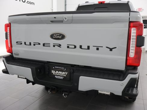 Used 2025 Ford F250 XLT w/ Black Appearance Package AWD/4WD image 30