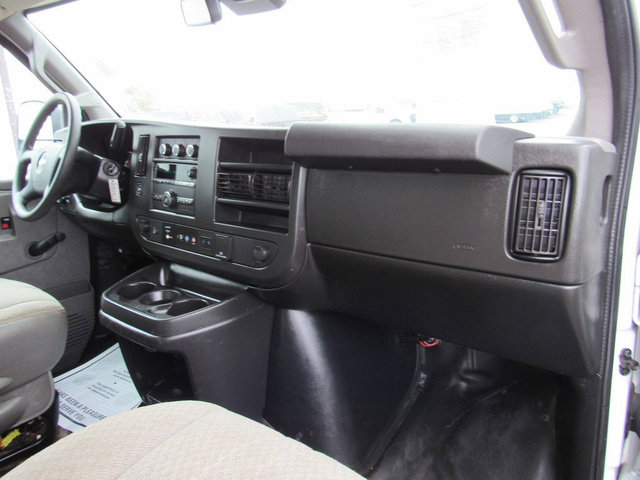 Used 2021 Chevrolet Express 3500 RWD image 15
