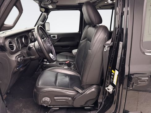 Used 2021 Jeep Wrangler Unlimited Sahara image 11