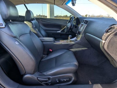 Used 2015 Lexus IS 350C image 19