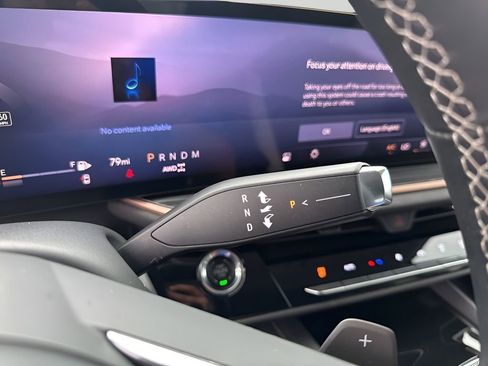 Used 2025 Buick Envision Sport Touring image 33