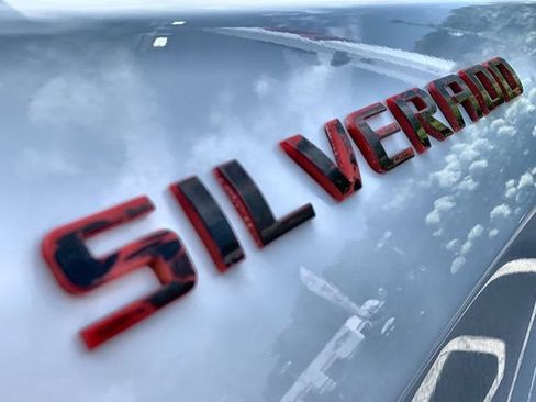 Used 2019 Chevrolet Silverado 1500 LT w/ All-Star Edition AWD/4WD image 43