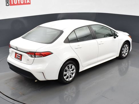 Used 2025 Toyota Corolla LE FWD image 19