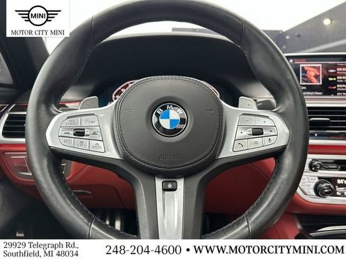 Used 2022 BMW 750i xDrive w/ Executive Package image 24
