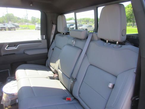 New 2026 GMC Sierra 3500 SLT w/ SLT Premium Package AWD/4WD image 14