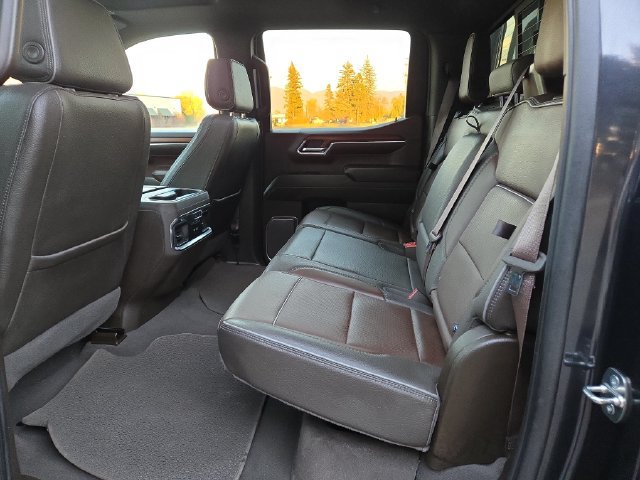 Used 2023 GMC Sierra 1500 Denali w/ Denali Reserve Package AWD/4WD image 32