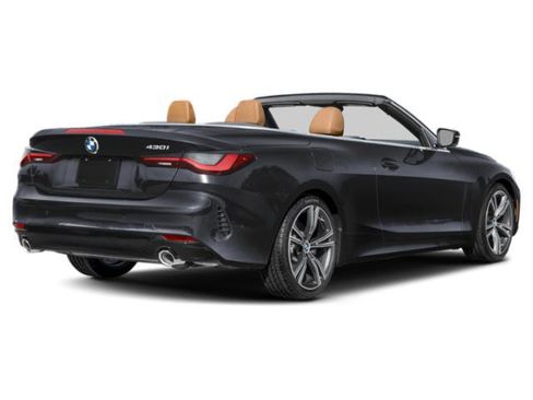 Used 2024 BMW 430i Convertible w/ Premium Package image 5