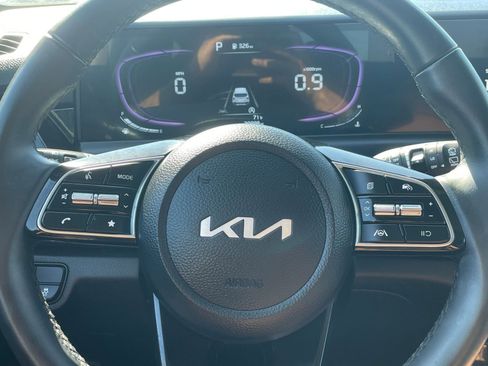 Used 2025 Kia Seltos S image 29