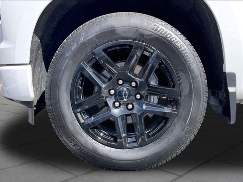 Used 2023 Chevrolet Silverado 1500 Custom RWD image 10