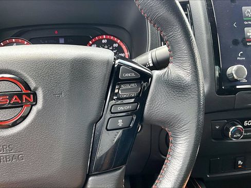 Used 2024 Nissan Frontier PRO-4X w/ Technology Package AWD/4WD image 12