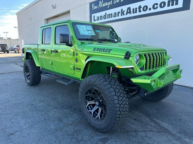 New 2025 Jeep Gladiator Sport w/ Premium Package AWD/4WD image 2