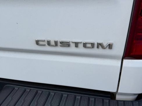 Used 2024 Chevrolet Silverado 1500 Custom AWD/4WD image 8