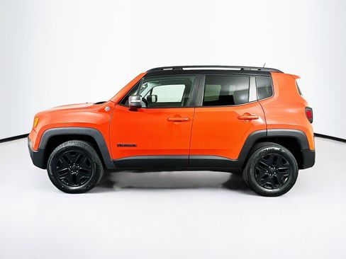 Used 2018 Jeep Renegade Trailhawk w/ Cold Weather Group II AWD/4WD image 4