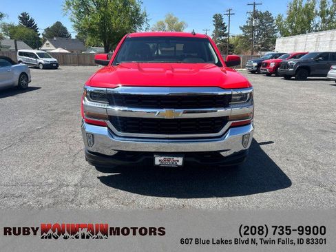 Used 2018 Chevrolet Silverado 1500 LT w/ All Star Edition image 2