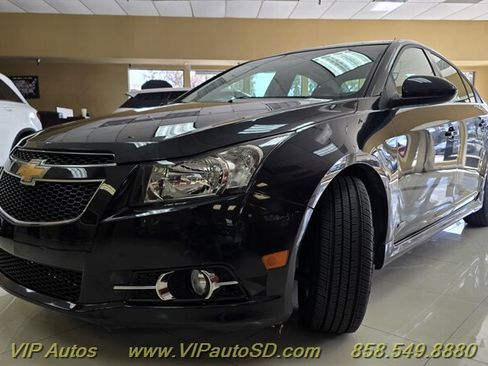 Used 2012 Chevrolet Cruze LT w/ RS Package FWD image 2
