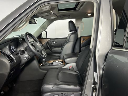 Used 2024 Nissan Armada SL image 20