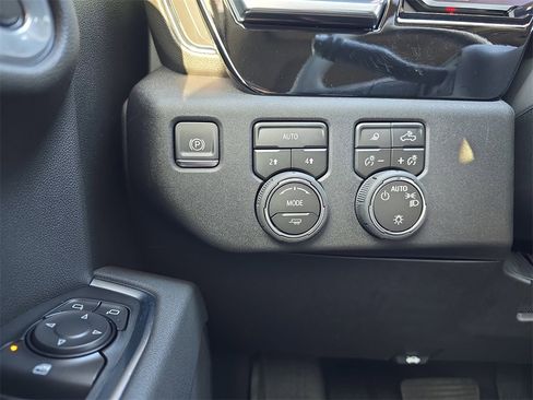 New 2026 Chevrolet Silverado 1500 LT w/ Safety Package image 26