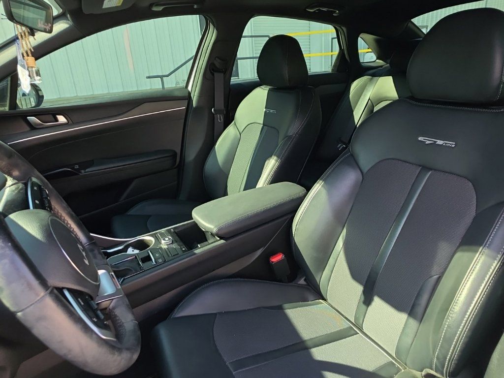 Used 2022 Kia K5 GT-Line w/ GT-Line FWD Premium Package image 12