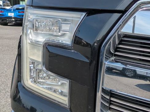Used 2017 Ford F150 Lariat w/ Equipment Group 502A Luxury AWD/4WD image 10
