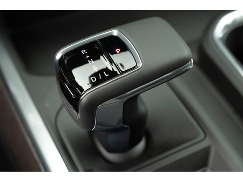 New 2026 GMC Sierra 1500 SLT AWD/4WD image 25