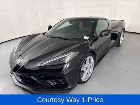 Used 2025 Chevrolet Corvette Stingray Convertible w/ Battery Protection Package RWD image 5