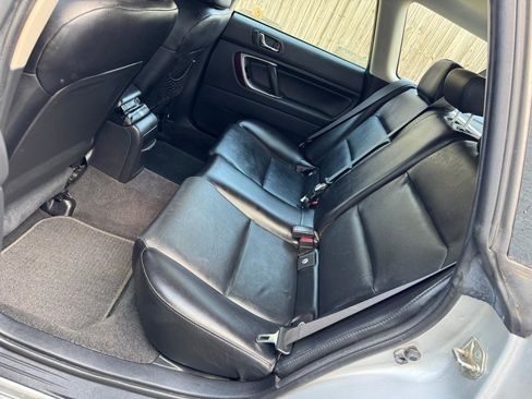 Used 2007 Subaru Outback 2.5i Limited image 26