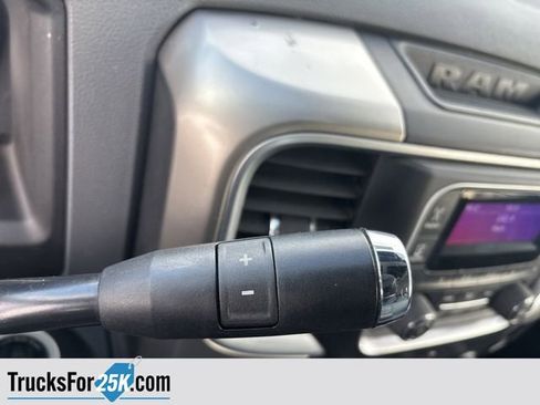 Used 2013 RAM 1500 Classic SLT image 20