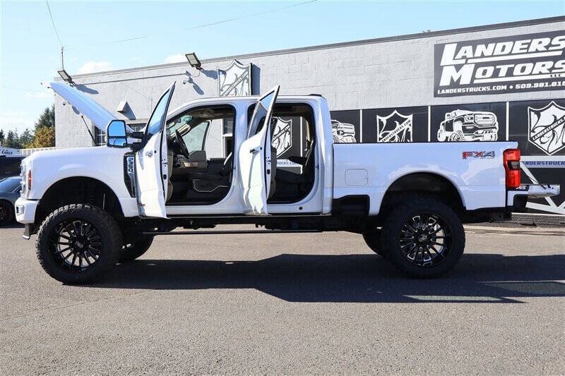 Used 2025 Ford F350 Platinum w/ Platinum Plus Package AWD/4WD image 37