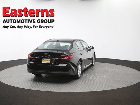 Used 2025 Toyota Camry LE FWD image 37