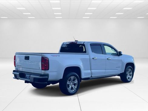 Used 2022 Chevrolet Colorado LT w/ Chrome Appearance Package AWD/4WD image 6