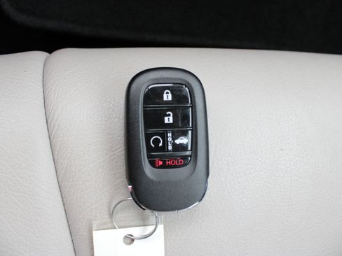 Used 2023 Honda Accord EX image 36