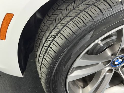 Used 2018 BMW 330e 330e iPerformance image 18