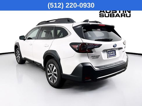 Used 2025 Subaru Outback Premium AWD/4WD image 6