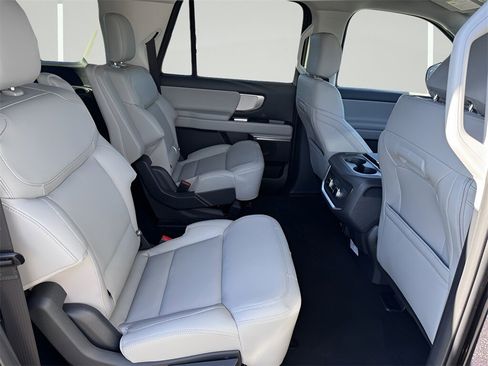 New 2026 Ford Expedition Max Active image 32