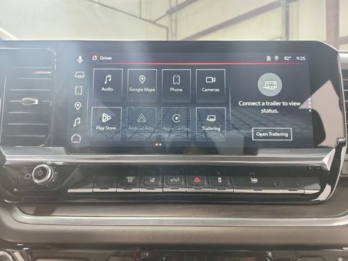 Used 2025 GMC Sierra 2500 SLT w/ SLT Convenience Package AWD/4WD image 31