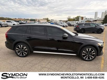 Used 2023 Volvo V60 B5 Cross Country Ultimate