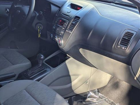 Used 2014 Kia Forte LX w/ Protection Package image 19
