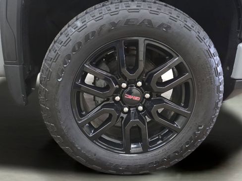 Used 2024 GMC Sierra 1500 Elevation w/ X31 Off-Road Package AWD/4WD image 36